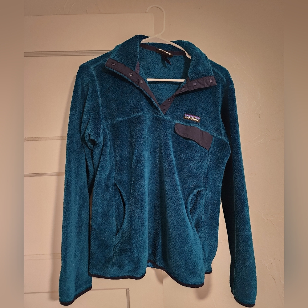 Patagonia quarter-button sherpa sweater